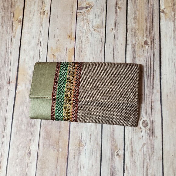 Tribal Print Clutch, Ladies Clutches, Cute Bags - Picture 3 of 5